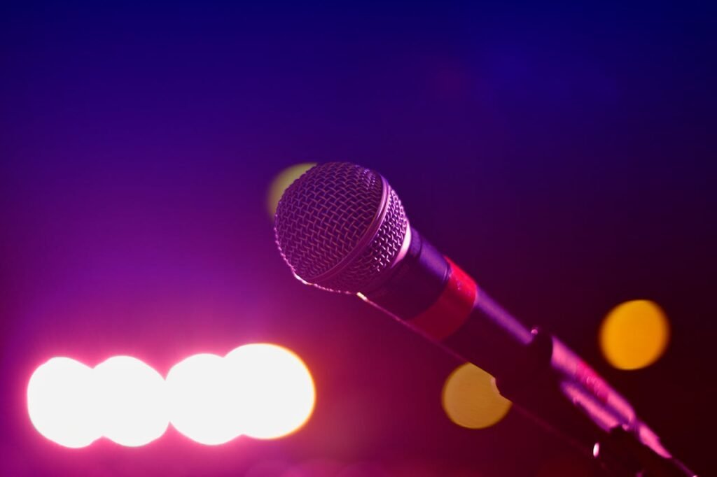 Europopular: Exploring the Rise of a Cultural Phenomenon Europopular
